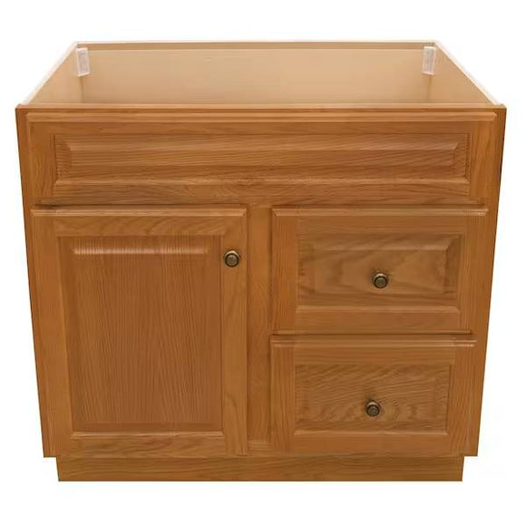 Hardware House 25-3621 Oak 36x21 Vanity (36